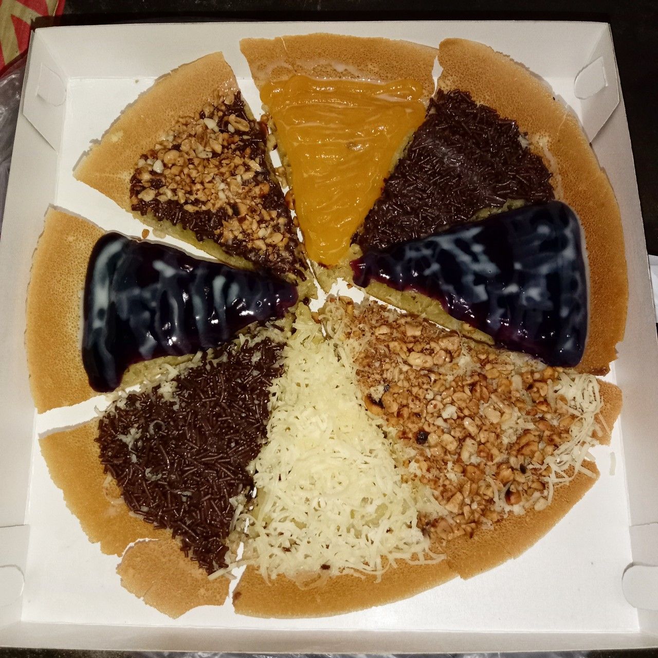 Martabak Relasi Bluemoon: Rasa yang Menggoda di Jantung Cilacap
